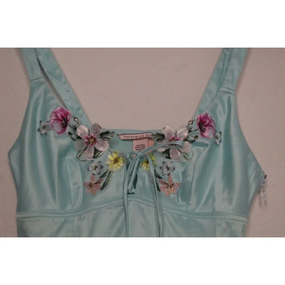 NWT Victoria Secret Lt. Blue/Green Lace Embellished Side Zip Cami Size Small - Picture 2 of 14